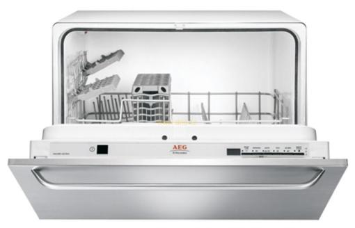 AEG F45270VI vystavený kus